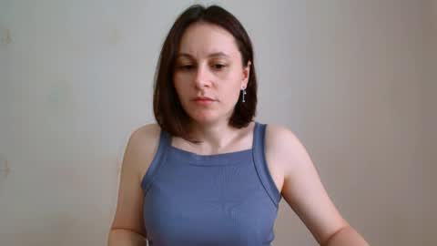 Snapshot of inessa_beauty chatting on May 26, 11:50 am Inessa online show from May 26, 11:50 am