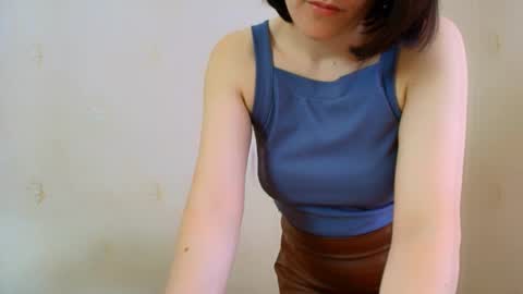 Snapshot of inessa_beauty chatting on May 29, 7:39 am Inessa online show from May 29, 7:39 am
