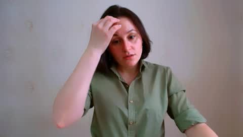 Snapshot of inessa_beauty chatting on June 1, 10:28 am Inessa online show from June 1, 10:28 am