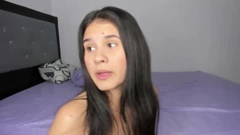 Snapshot of infinitesex2 chatting on December 2, 12:27 am Samantha and chris online show from December 2, 12:27 am