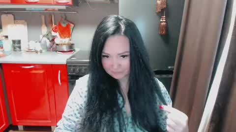 Snapshot of infinity_loveliness chatting on March 12, 10:48 am Infinity online show from March 12, 10:48 am