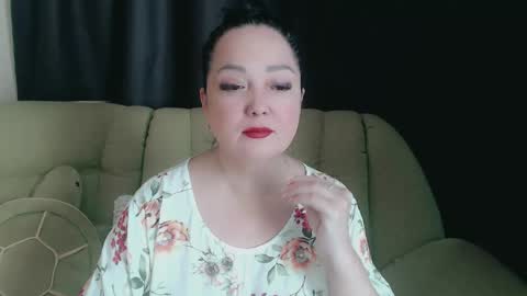 Snapshot of infinity_loveliness chatting on October 7, 6:54 am Infinity online show from October 7, 6:54 am