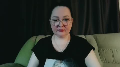 Snapshot of infinity_loveliness chatting on May 2, 8:30 am Infinity online show from May 2, 8:30 am