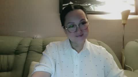 Snapshot of infinity_loveliness chatting on May 19, 5:41 pm Infinity online show from May 19, 5:41 pm