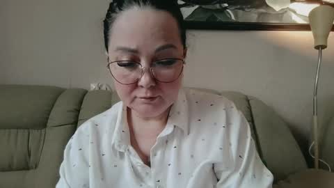 Snapshot of infinity_loveliness chatting on May 22, 7:04 am Infinity online show from May 22, 7:04 am