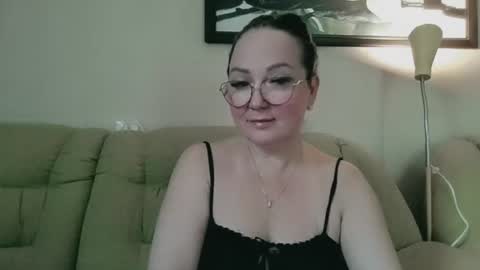Snapshot of infinity_loveliness chatting on July 30, 6:45 am Infinity online show from July 30, 6:45 am