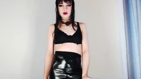 Snapshot of infinity_of_love chatting on January 16, 11:26 am Jeremy online show from January 16, 11:26 am