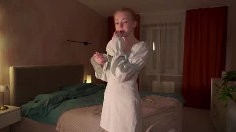 Alexa..  Inst     Fansly infinitysoul  online show from December 14, 6:30 pm