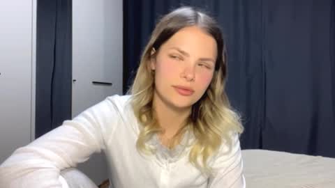 Kira online show from March 25, 4:35 pm