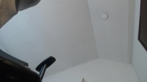            online show from February 3, 4:20 pm