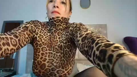            online show from January 14, 1:50 pm