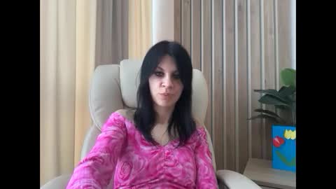 InjaAtHome online show from April 4, 7:28 am