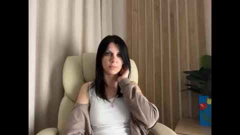 Snapshot of injaathome chatting on April 27, 6:17 pm InjaAtHome online show from April 27, 6:17 pm