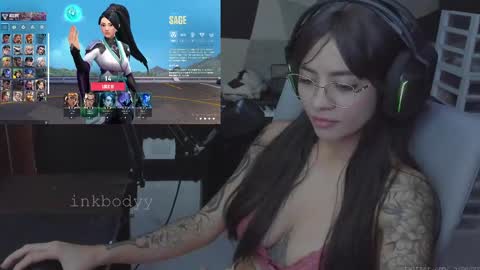 Snapshot of inkbodyy chatting on March 9, 1:46 am Dayana  online show from March 9, 1:46 am