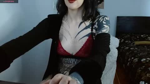 Snapshot of inked_val chatting on May 16, 4:39 pm Valerie online show from May 16, 4:39 pm
