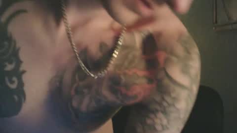 Snapshot of inkedsweed69 chatting on April 12, 11:21 pm inkedsweed69 online show from April 12, 11:21 pm