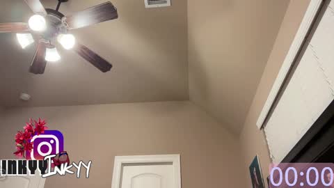 inkyyinkyy online show from September 29, 1:55 am