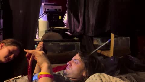 inmecum online show from April 4, 4:11 am