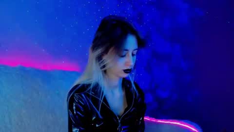 Venera  online show from December 20, 3:21 pm