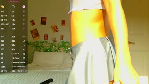 Mila Reef online show from April 21, 1:07 am