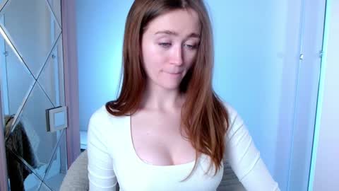 Snapshot of innnita chatting on December 7, 2:35 pm Lina online show from December 7, 2:35 pm