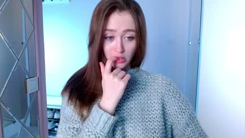Snapshot of innnita chatting on January 24, 1:36 pm Lina online show from January 24, 1:36 pm