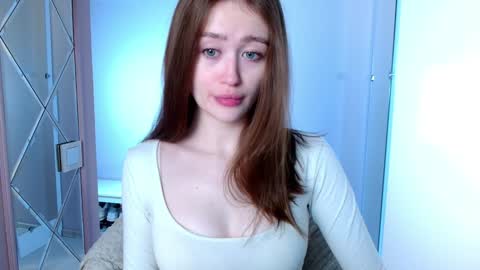 Snapshot of innnita chatting on February 6, 8:39 am Lina online show from February 6, 8:39 am