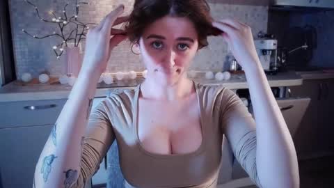 Snapshot of innnita chatting on September 25, 2:10 pm Lina online show from September 25, 2:10 pm