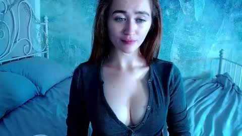 Snapshot of innnita chatting on October 18, 1:08 am Lina online show from October 18, 1:08 am