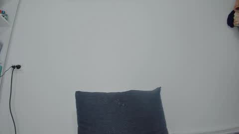 Snapshot of innocent__student18 chatting on October 31, 10:44 pm ALESSIA online show from October 31, 10:44 pm