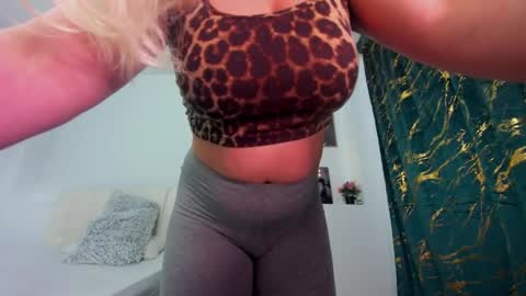 Eva online show from April 22, 10:55 pm