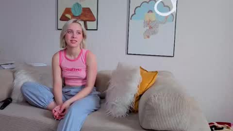 Kate online show from February 20, 6:26 am