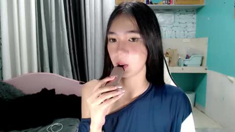 Reign online show from March 17, 11:30 pm