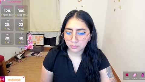 Snapshot of innocentchurchgirlll chatting on March 16, 11:31 pm Luna online show from March 16, 11:31 pm