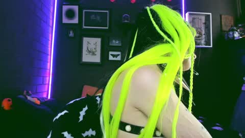 Snapshot of insania_999 chatting on December 5, 5:06 pm   SANIA  online show from December 5, 5:06 pm