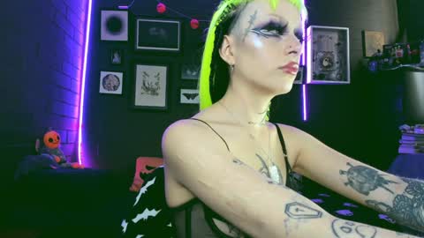 Snapshot of insania_999 chatting on December 26, 5:51 pm   SANIA  online show from December 26, 5:51 pm