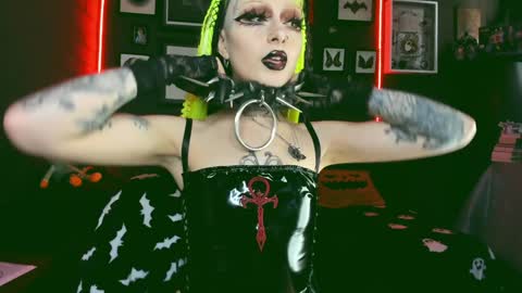 Snapshot of insania_999 chatting on January 28, 4:52 pm   SANIA  online show from January 28, 4:52 pm