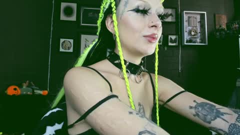 Snapshot of insania_999 chatting on February 8, 3:31 pm   SANIA  online show from February 8, 3:31 pm