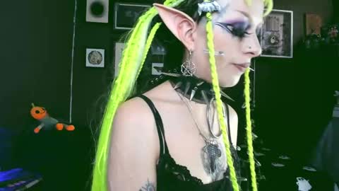 Snapshot of insania_999 chatting on February 13, 4:17 pm   SANIA  online show from February 13, 4:17 pm