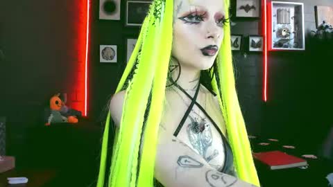 Snapshot of insania_999 chatting on February 18, 8:14 pm   SANIA  online show from February 18, 8:14 pm