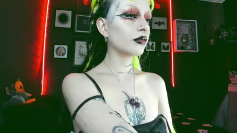 Snapshot of insania_999 chatting on February 25, 3:27 pm   SANIA  online show from February 25, 3:27 pm