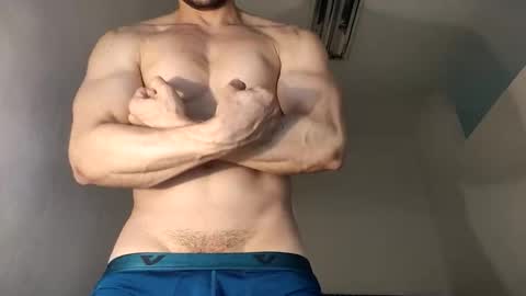 INSTAGRAM  camilodlx online show from April 16, 9:39 pm