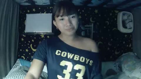 MAXINE online show from February 22, 4:27 pm