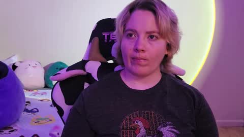 Faye online show from December 22, 5:10 pm