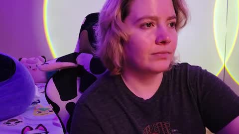 Faye online show from February 14, 7:07 am