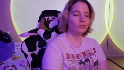 Faye online show from February 21, 8:51 am