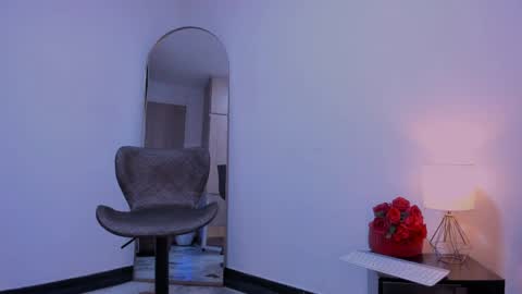 Pantyhose Queen online show from March 29, 7:58 pm