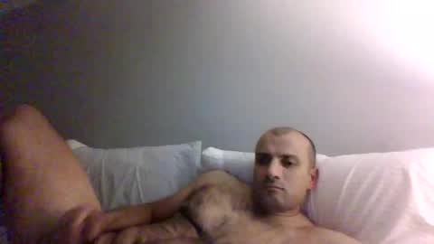 intolder35 online show from April 29, 12:31 pm