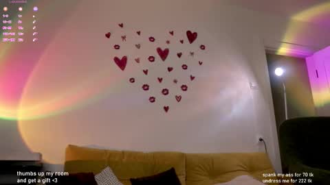 Snapshot of irenerai chatting on February 13, 10:44 am Irene My Fansly irene rai My Insta goddess irenerai online show from February 13, 10:44 am