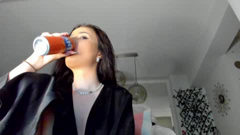 Ir s room online show from January 16, 2:51 pm